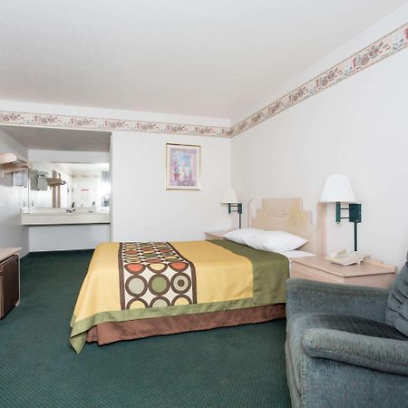 Hotel Super 8 By Wyndham Cottonwood Esterno foto